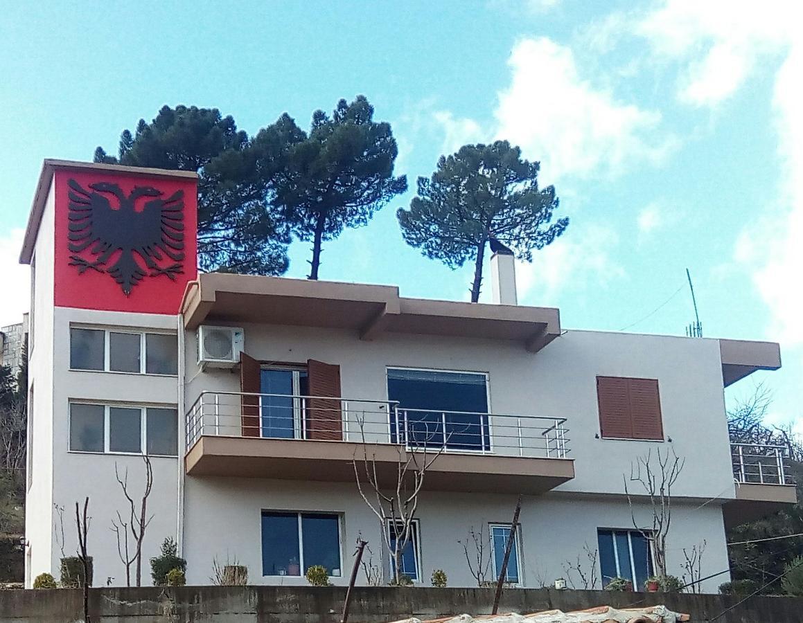 הוילה Përmet Eagle House מראה חיצוני תמונה